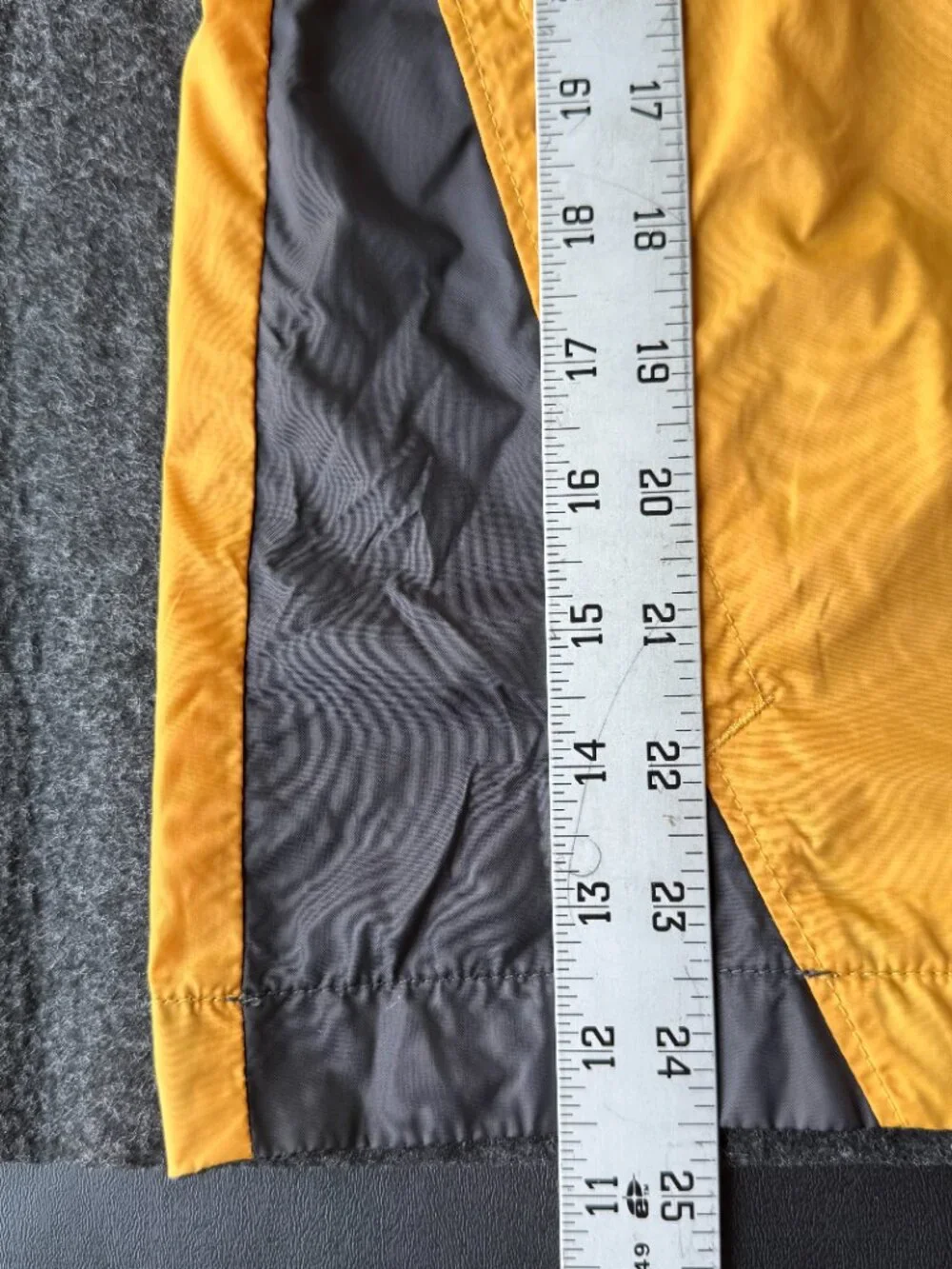 Columbia Boys Glennaker Rain Jacket Windbreaker